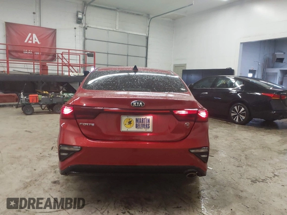 2020 Kia Forte LXS with VIN 3KPF24AD4LE205149, listed as a IAAI auction lot 41855029 with 126,426 mi miles. Bid and sale history available at carsss.com. Image 17.