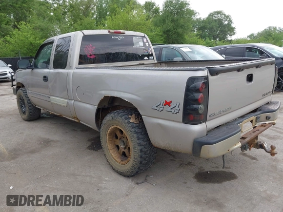 2004 Chevrolet Silverado 1500 Z71 with VIN 1GCEK19T34E275972, listed as a IAAI auction lot 42183270 with 234,677 mi miles and . Bid and sale history available at DreamBid. Image 3.