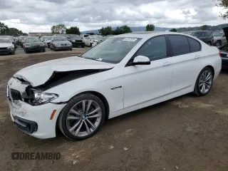 2016 BMW 5 Series 528i z VIN WBA5A5C58GD529669, wystawiony jako Copart lot #54787205 z przebiegiem 91 843 mil mil oraz Szkoda całkowita • Salvage title. Historia ofert i sprzedaży dostępna na DreamBid. Obrazek 1.