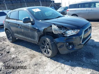 2015 Mitsubishi Outlander ES z VIN 4A4AP3AU0FE001494, wystawiony jako IAAI lot #41757714 z przebiegiem 126 758 mil mil oraz . Historia ofert i sprzedaży dostępna na DreamBid. Obrazek 1.