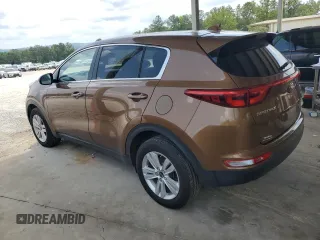 2018 Kia Sportage LX z VIN KNDPMCAC9J7440062, wystawiony jako Copart lot #59215315 z przebiegiem 103 531 mil mil oraz Czysty tytuł • Clean title. Historia ofert i sprzedaży dostępna na DreamBid. Obrazek 2.