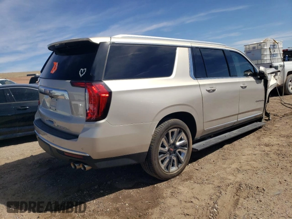 2021 GMC Yukon XL Denali with VIN 1GKS2JKL1MR206370, listed as a Copart auction lot 49702315 with 62,857 mi miles and Salvage Title. Bid and sale history available at carsss.com. Image 3.