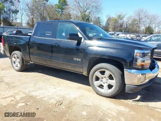2018 Chevrolet Silverado 1500 LT with VIN 3GCPCREC2JG632203, listed as a IAAI auction lot 41759355 with 75,729 mi miles. Bid and sale history available at carsss.com. Image 1.