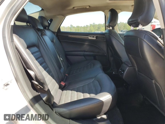 2017 Ford Fusion SE z VIN 3FA6P0HD7HR184691, wystawiony jako Copart lot #52515085 z przebiegiem 113 275 mil mil oraz Szkoda całkowita • Salvage title. Historia ofert i sprzedaży dostępna na DreamBid. Obrazek 10.