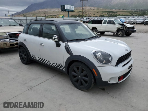 2013 MINI Countryman S ALL4 with VIN WMWZC5C52DWP34402, listed as a Copart auction lot 56743725 with 102,983 mi miles and Clean Title. Bid and sale history available at DreamBid. Image 4.