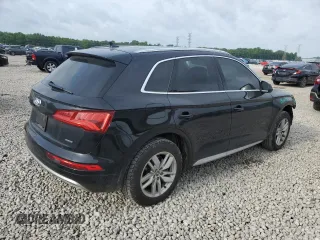 2020 Audi Q5 Premium with VIN WA1ANAFY4L2039184, listed as a Copart auction lot 56547375 with 163,246 mi miles and Clean title. Bid and sale history available at DreamBid. Image 3.