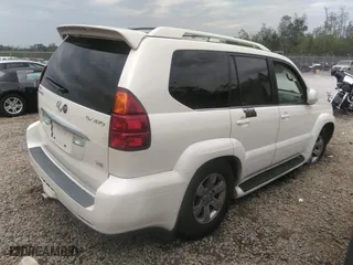 2007 Lexus GX 470 with VIN JTJBT20X470134624, listed as a IAAI auction lot 36061408 with 331,100 mi miles. Bid and sale history available at carsss.com. Image 4.