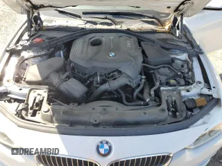 2018 BMW 3 Series 330i z VIN WBA8B9G59JNU98137, wystawiony jako Copart lot #50791405 z przebiegiem 109 232 mil mil oraz Szkoda całkowita • Salvage title. Historia ofert i sprzedaży dostępna na DreamBid. Obrazek 11.