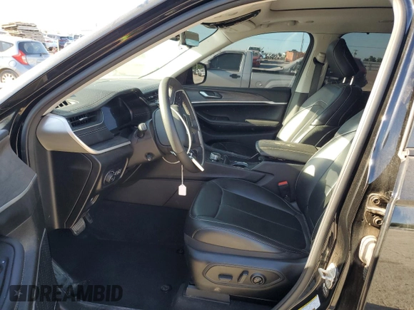 2023 Jeep Grand Cherokee Limited с VIN 1C4RJKBG1P8853478, выставлен на аукционе Copart как лот 56348515 с пробегом 43 326 миль миль и Списание • Salvage title. История ставок и продаж доступна на DreamBid. Изображение 7.