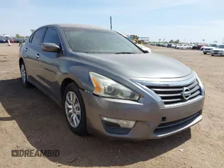 2014 Nissan Altima 2.5 with VIN 1N4AL3AP6EC169587, listed as a IAAI auction lot 41927779 with 177,008 mi miles. Bid and sale history available at carsss.com. Image 1.