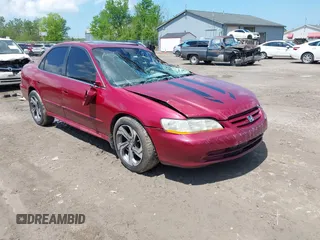 2001 Honda Accord EX z VIN 1HGCG16561A041179, wystawiony jako IAAI lot #42256117 z przebiegiem 230 911 mil mil oraz . Historia ofert i sprzedaży dostępna na DreamBid. Obrazek 1.