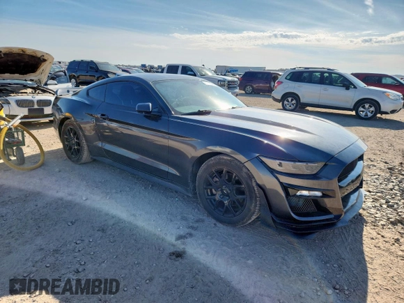 2017 Ford Mustang V6 z VIN 1FA6P8AM8H5208458, wystawiony jako Copart lot #60835695 z przebiegiem 74 987 mil mil oraz Czysty tytuł • Clean title. Historia ofert i sprzedaży dostępna na DreamBid. Obrazek 4.