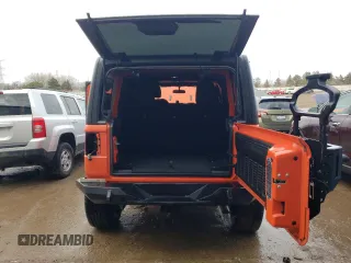 2018 Jeep Wrangler Unlimited Sahara z VIN 1C4HJXEG3JW248594, wystawiony jako Copart lot #46171035 z przebiegiem 78 979 mil mil oraz Szkoda całkowita • Salvage title. Historia ofert i sprzedaży dostępna na DreamBid. Obrazek 6.