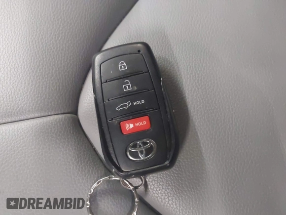 2024 Toyota Highlander LE with VIN 5TDKDRBH5RS539941, listed as a IAAI auction lot 42382715 with 19,188 mi miles and . Bid and sale history available at DreamBid. Image 11.