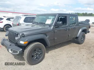 2023 Jeep Gladiator Sport S с VIN 1C6HJTAG5PL567995, выставлен на аукционе IAAI как лот 42009494 с пробегом 25 455 миль миль и . История ставок и продаж доступна на DreamBid. Изображение 18.