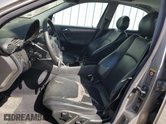 2004 Mercedes-Benz C 230 Kompressor with VIN WDBRF40J44F459457, listed as a Copart auction lot 49518895 with 249,921 mi miles and Clean Title. Bid and sale history available at DreamBid. Image 7.