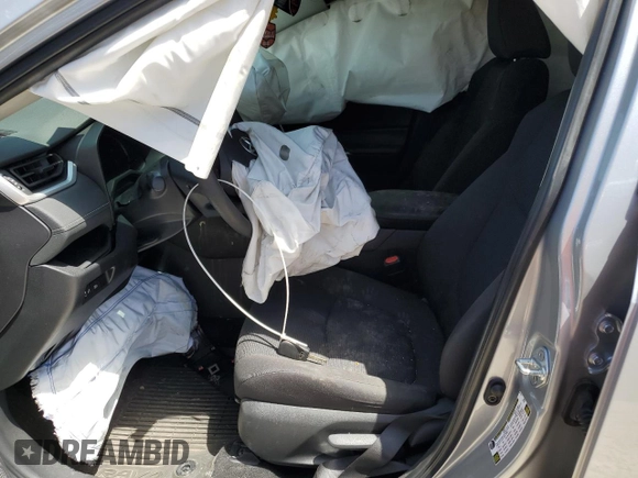 2023 Toyota RAV4 LE z VIN 2T3F1RFV6PW404831, wystawiony jako Copart lot #57941475 z przebiegiem Nie podano mil oraz Szkoda całkowita • Salvage title. Historia ofert i sprzedaży dostępna na DreamBid. Obrazek 7.