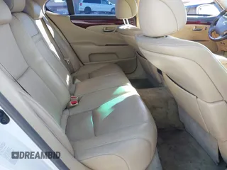 2007 Lexus LS 460 with VIN JTHBL46F575047233, listed as a IAAI auction lot 41933117 with Not Provided miles. Bid and sale history available at carsss.com. Image 8.