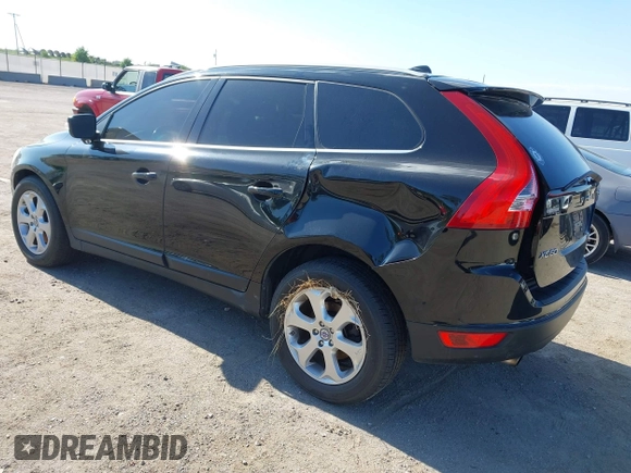 2012 Volvo XC60 3.0L with VIN YV4902DZ4C2312016, listed as a IAAI auction lot 42330364 with 157,554 mi miles and . Bid and sale history available at DreamBid. Image 3.