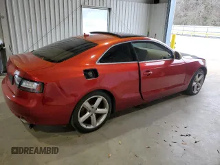 2009 Audi A5 z VIN WAUDK78T09A013256, wystawiony jako Copart lot #43283925 z przebiegiem 134 066 mil mil oraz Czysty tytuł • Clean title. Historia ofert i sprzedaży dostępna na DreamBid. Obrazek 3.