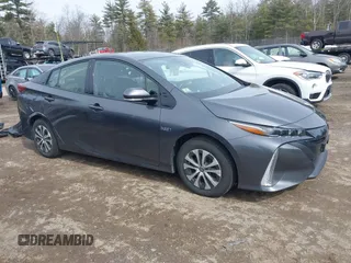 2020 Toyota Prius LE with VIN JTDKARFP2L3136261, listed as a IAAI auction lot 41752037 with Not Provided miles and . Bid and sale history available at DreamBid. Image 6.