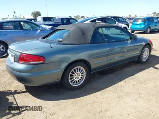 2005 Chrysler Sebring Touring with VIN 1C3EL55R45N705433, listed as a IAAI auction lot 41817797 with 114,013 mi miles and . Bid and sale history available at DreamBid. Image 4.