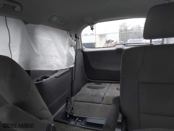 2015 Honda Odyssey LX with VIN 5FNRL5H26FB079654, listed as a IAAI auction lot 41983298 with 88,406 mi miles. Bid and sale history available at carsss.com. Image 8.