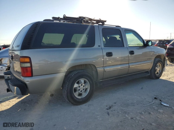 2000 Chevrolet Suburban LS with VIN 3GNEC16T3YG132821, listed as a Copart auction lot 87255784 with 236,048 mi miles and Clean Title. Bid and sale history available at carsss.com. Image 3.