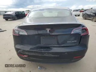 2021 Tesla Model 3 Long Range z VIN 5YJ3E1EB9MF006708, wystawiony jako Copart lot #56230525 z przebiegiem 41 744 mil mil oraz Szkoda całkowita • Salvage title. Historia ofert i sprzedaży dostępna na DreamBid. Obrazek 6.