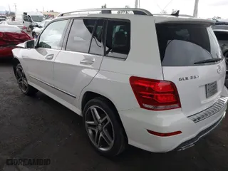 2013 Mercedes-Benz GLK-Class GLK 350 with VIN WDCGG5HB8DF965084, listed as a IAAI auction lot 41788621 with 98,392 mi miles. Bid and sale history available at carsss.com. Image 3.
