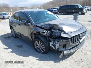 2021 Mazda CX-30 Select with VIN 3MVDMBBL5MM224326, listed as a IAAI auction lot 41821723 with 1 mi miles. Bid and sale history available at carsss.com. Image 1.