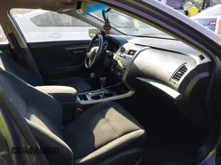 2015 Nissan Altima SV z VIN 1N4AL3AP8FC112860, wystawiony jako IAAI lot #42083386 z przebiegiem 123 672 mil mil oraz . Historia ofert i sprzedaży dostępna na DreamBid. Obrazek 5.