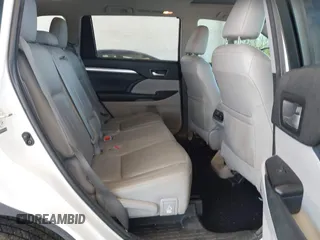 2014 Toyota Highlander XLE z VIN 5TDJKRFH0ES041779, wystawiony jako IAAI lot #42358505 z przebiegiem 127 438 mil mil oraz . Historia ofert i sprzedaży dostępna na DreamBid. Obrazek 8.
