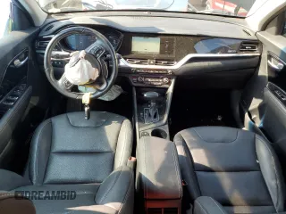 2020 Kia Niro EX Premium with VIN KNDCE3LC3L5372039, listed as a Copart auction lot 70039484 with 77,034 mi miles and Salvage Title. Bid and sale history available at carsss.com. Image 8.