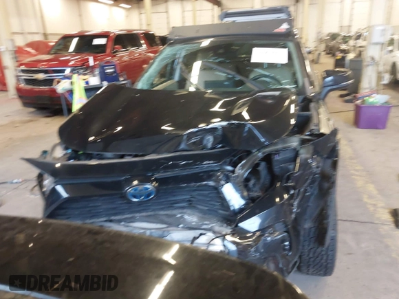 2021 Toyota RAV4 Hybrid LE with VIN 4T3B6RFV2MU048602, listed as a IAAI auction lot 41663576 with 69,404 mi miles. Bid and sale history available at carsss.com. Image 13.