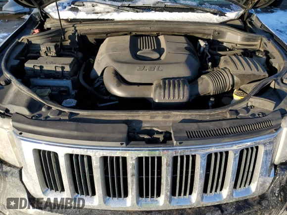 2011 Jeep Grand Cherokee Laredo with VIN 1J4RR4GGXBC669413, listed as a Copart auction lot 41730255 with 215,437 mi miles and Clean Title. Bid and sale history available at carsss.com. Image 12.
