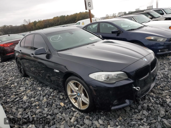 2013 BMW 5 Series 550i with VIN WBAFR9C52DDX79893, listed as a Copart auction lot 84230014 with 173,873 mi miles and Non Repairable. Bid and sale history available at carsss.com. Image 4.