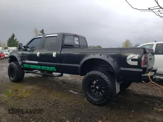 2003 Ford F-350 XL z VIN 1FTSW31P13EC37897, wystawiony jako Copart lot #50822185 z przebiegiem Nie podano mil oraz Czysty tytuł • Clean title. Historia ofert i sprzedaży dostępna na DreamBid. Obrazek 2.