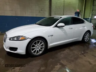 2015 Jaguar XF I4 T Premium with VIN SAJWA0FS6FPU81261, listed as a Copart auction lot 50549995 with 82,442 mi miles and Clean Title. Bid and sale history available at carsss.com. Image 1.