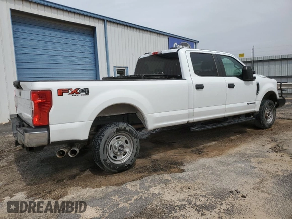 2021 Ford Super Duty F-250 SRW XL with VIN 1FT7W2BT8MED94503, listed as a Copart auction lot 50867015 with 208,192 mi miles and Clean Title. Bid and sale history available at carsss.com. Image 3.