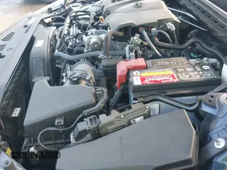 2022 Toyota Camry SE z VIN 4T1G11AK0NU707676, wystawiony jako IAAI lot #43148919 z przebiegiem 62 782 mil mil oraz . Historia ofert i sprzedaży dostępna na DreamBid. Obrazek 19.