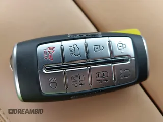 2023 Genesis GV80 z VIN KMUHCESC7PU109750, wystawiony jako IAAI lot #41950393 z przebiegiem 27 229 mil mil oraz . Historia ofert i sprzedaży dostępna na DreamBid. Obrazek 11.