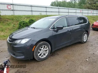 2017 Chrysler Pacifica Touring with VIN 2C4RC1DG0HR638357, listed as a Copart auction lot 59319465 with 100,921 mi miles and Clean title. Bid and sale history available at DreamBid. Image 1.