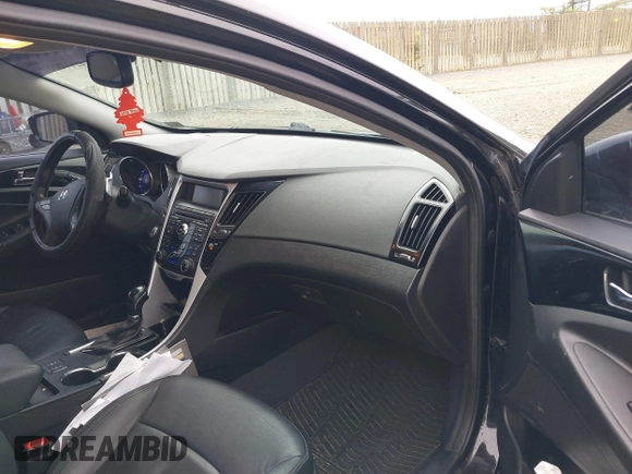 2011 Hyundai Sonata SE with VIN 5NPEC4AB1BH206406, listed as a IAAI auction lot 42178981 with 137,063 mi miles and . Bid and sale history available at carsss.com. Image 5.