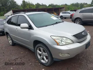 2004 Lexus RX 330 with VIN 2T2GA31U44C001562, listed as a IAAI auction lot 41961616 with 285,677 mi miles. Bid and sale history available at carsss.com. Image 1.