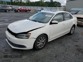2012 Volkswagen Jetta SE с VIN 3VWDP7AJ4CM335256, выставлен на аукционе Copart как лот 57080145 с пробегом 228 239 миль миль и Списание • Salvage title. История ставок и продаж доступна на DreamBid. Изображение 1.