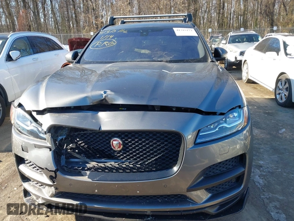 2017 Jaguar F-Pace 35t Prestige with VIN SADCK2BV8HA897199, listed as a IAAI auction lot 41315172 with 77,348 mi miles and . Bid and sale history available at DreamBid. Image 12.