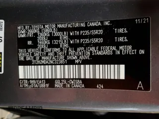 2022 Lexus RX with VIN 2T2HZMDA2NC323851, listed as a Copart auction lot 70025382 with 26,613 mi miles. Bid and sale history available at carsss.com. Image 12.