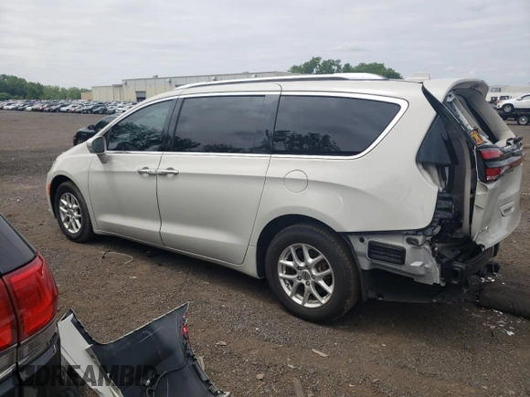 2021 Chrysler Pacifica Touring L with VIN 2C4RC1BGXMR559226, listed as a Copart auction lot 59515235 with 61,219 mi miles and Salvage title. Bid and sale history available at DreamBid. Image 2.