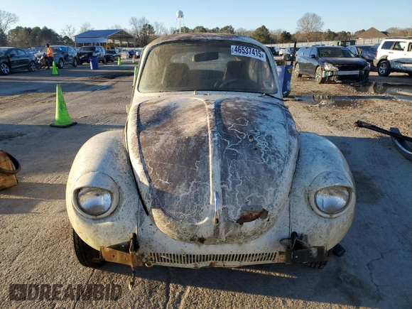 1975 Volkswagen Beetle with VIN 1342531579, listed as a Copart auction lot 46537415 with 48,724 mi miles and Clean Title. Bid and sale history available at DreamBid. Image 5.